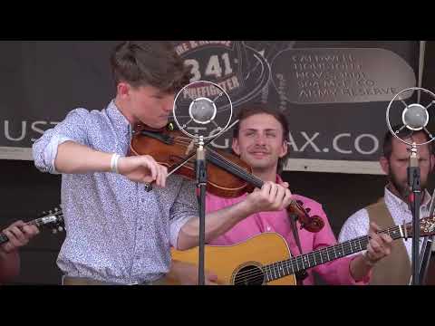 Carson Peters & Iron Mountain - Remington Ride