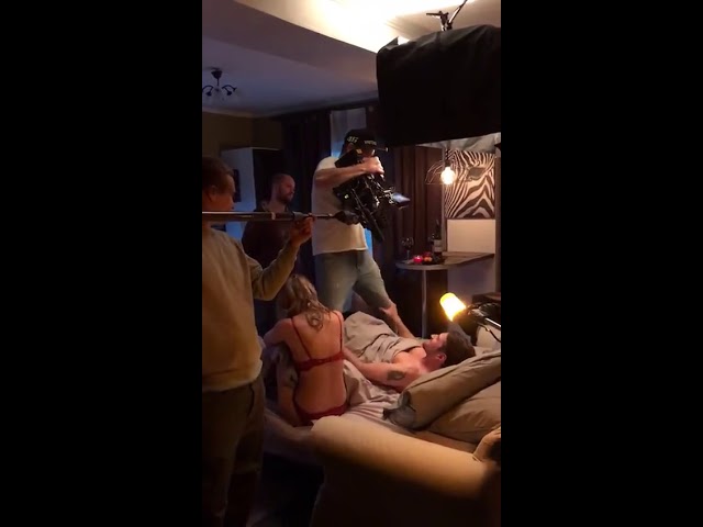 По ту сторону экрана