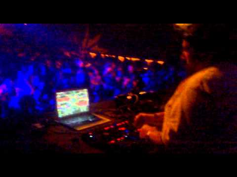 Frank Kvitta live@ Djax It Up Xl Edition Effenaar_2011  HQ