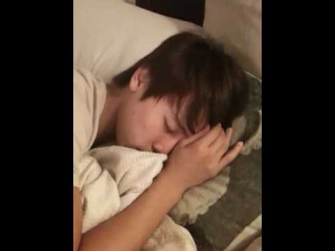 100720 SOY Twitter 更新東海視頻1則文字翻譯.flv