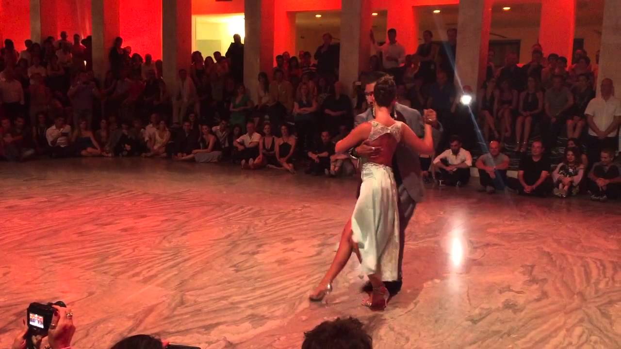 Chicho Frumboli y Juana Sepulveda   Te Aconsejo que me olvides   Troilo