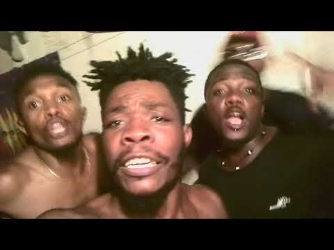 Momentos de captação da música da ZMembas com os Kotchongos na Carro Estragado Beatz