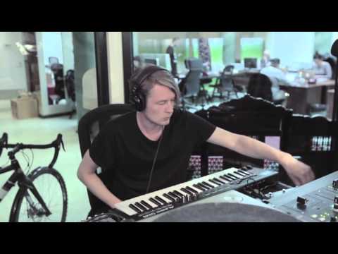 BASSO LIVE: Siinai - Entrance