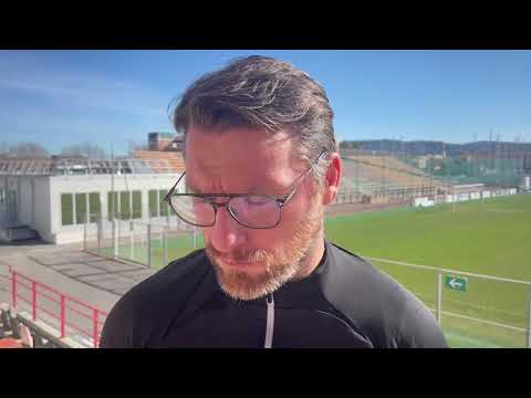 Avant FCM Goal FC le 16 02 2024, Gregory Scaffa l'entraîneur adjoint est au micro de Maritima.fr