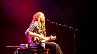 Newton Faulkner - She&#39;s Got The Time (Parts 1 &amp; 2) - Live in Lerwick