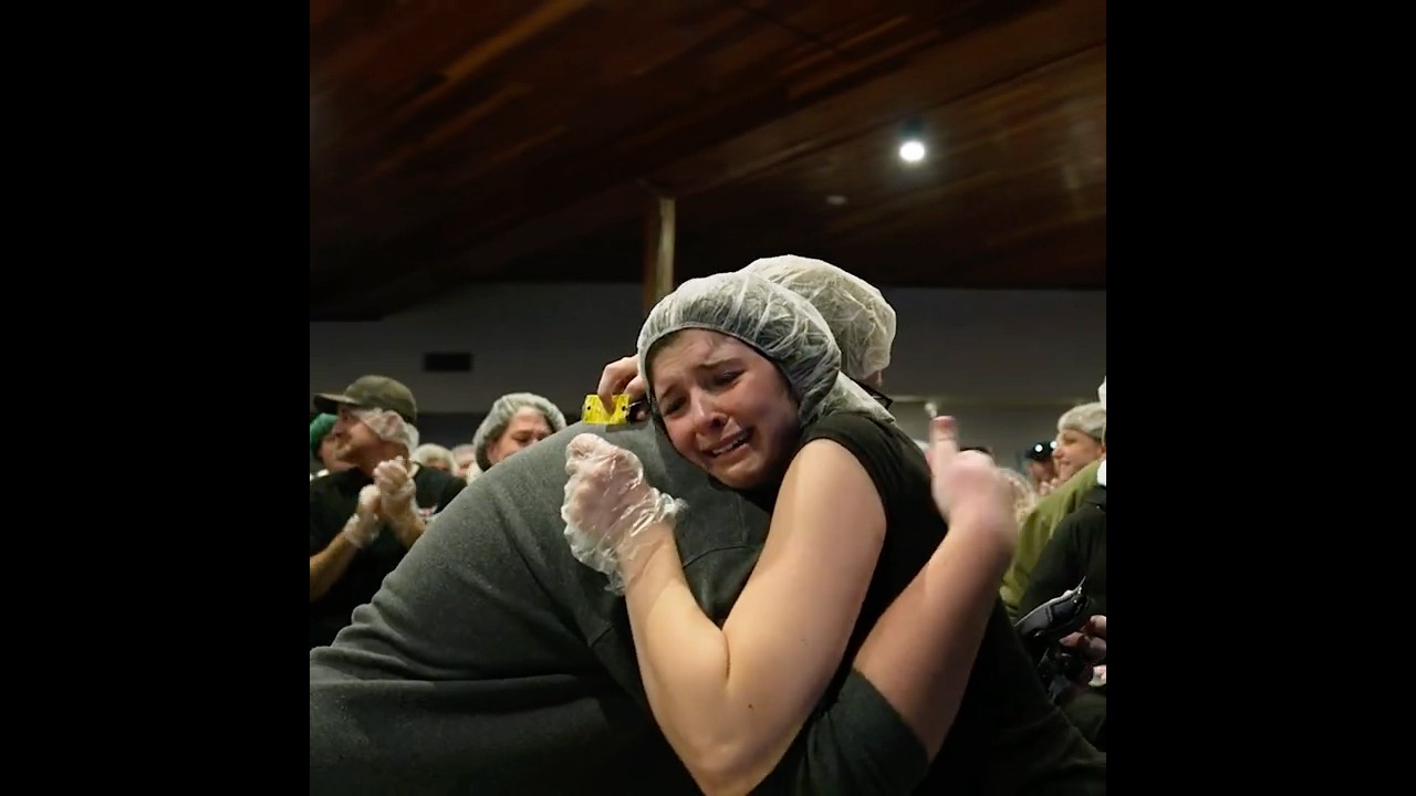 High School Student Gives Single Mother a Car at Meal Packing Event!