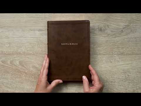 Video Preview for Biblia para el ministro NTV, letra grande con Filament | LeatherLike, Brown, Red Letter