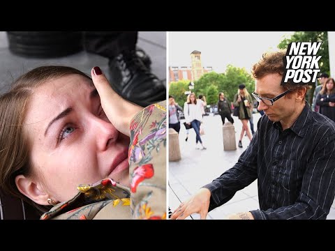 Piano-playing Street Performer Brings Audience to Tears | Extraordinary People | New York Post