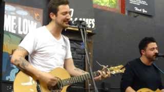 Frank Turner & Matt Nasir - Live and Let Die cover (acoustic instore @ Sound Garden Baltimore)