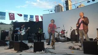 Pinhani - Sevmekten Usanmam (Kadıköy Konseri )