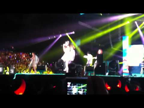 120623 IU - Good Day [Fancam]