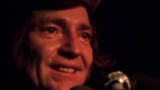 Willie Nelson - Good Hearted Woman | Live 1972 - A Poem Is a Naked Person (Documentary - 2015)