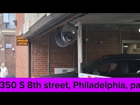 S 30th St