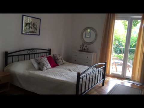 Seaview Hvar town  garden apartment blue