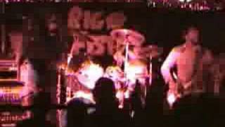 Audiovent - I Can&#39;t Breathe (Live)