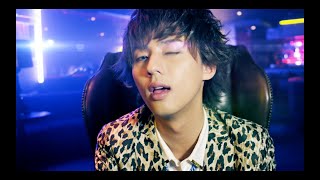 Kis-My-Ft2 / 「Shake It Up」Music Video