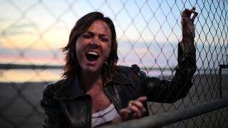 Ni Blanco Ni Negro - Claudia Brant ft. Antonio Carmona - Video Oficial