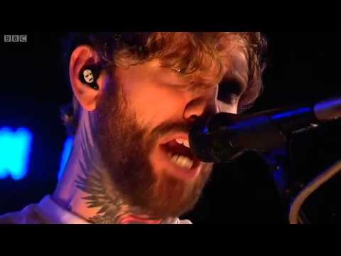 Bring Me The Horizon It Never Ends Blessed With A Curse Anthem BBC Radio 1 Festive Festival 2011