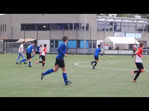 PVCV neemt aanval over en scoort, 0-1.