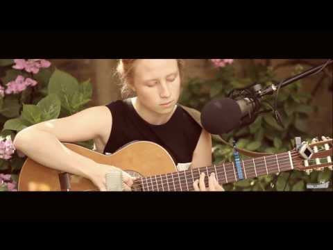 Ditte Elly - What Am I | The Boatshed Sessions (#1 Part 1) HD