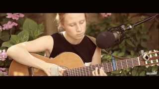 Ditte Elly - What Am I | The Boatshed Sessions (#1 Part 1) HD