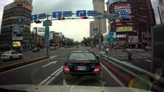 [閒聊] 九如路跟民族路口大車禍