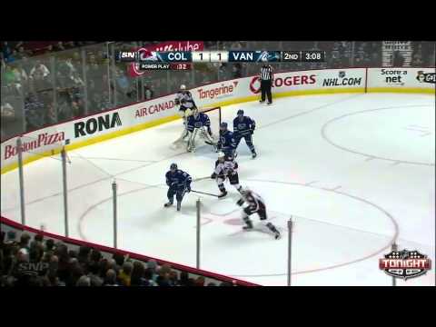 Colorado Avalanche at Vancouver Canucks   04\10\2014