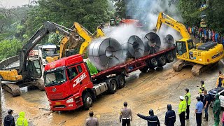 Download lagu Rescue of a Truck Nearly Rollover on the World's Most Extreme Roads mp3