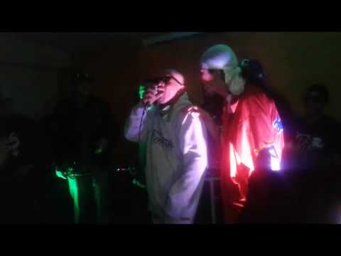 Gasknabis ft. Liric traffic -La Vieja Escencia
