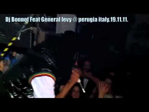 Dj Bonnot Feat General levy @ perugia - Medium.m4v
