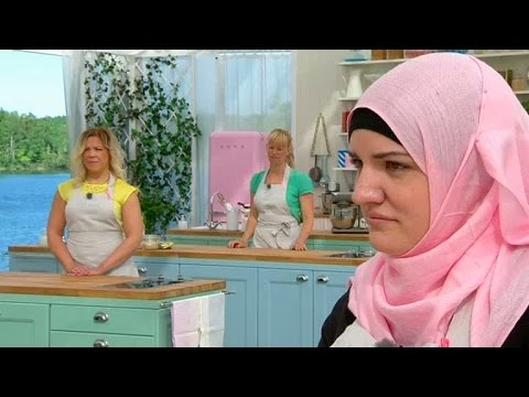 Nu gäller det för hemmabagarna att göra matbröd - Hela Sverige Bakar (TV4)