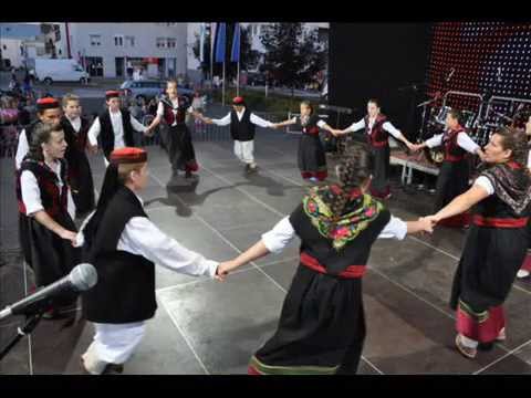 Vaša fs "Velebit" iz Donjeg Pazarišta