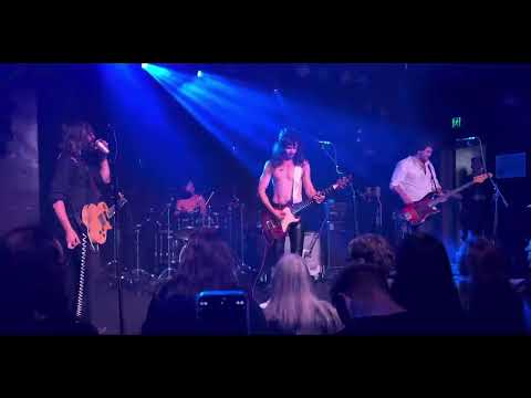 The Southern River Band - Stan Qualen (live) Esplanade Hotel, St Kilda Melbourne 17-10-2025