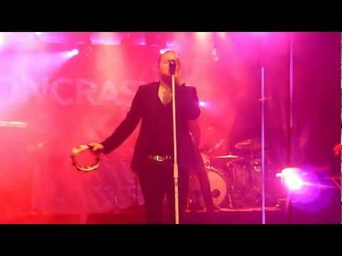 Iconcrash - The Lovers @ Gloria, 16.05.2012, HD Quality