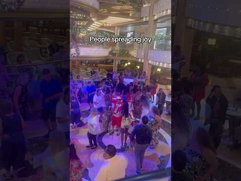 Thumbnail for This is what you can expect on a Princess #Christmas #cruise 😍  #travel #traveling #christmastree