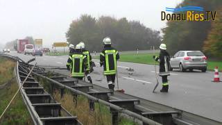 preview picture of video 'NoComment / LKW kracht auf B2 nahe Mertingen / Bäumenheim in Leitplanke, Vollsperrung'