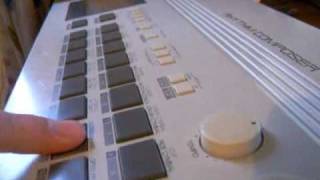 Video thumbnail for Roland TR-626 Demo by snolan1990
