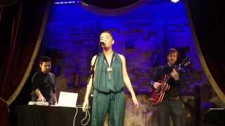 Lisa Spada : Take Me As I Am - Lundi c’est Rémy @ Comedy Club, Paris