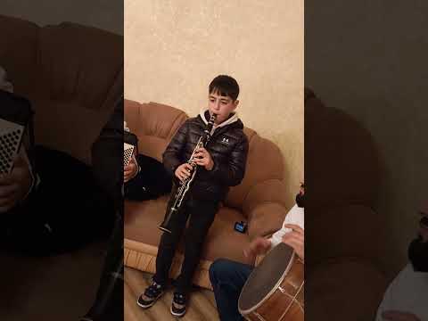 Alik Ziroyan - klarnet ,  bajazlva poezy , avlem tapem poshin