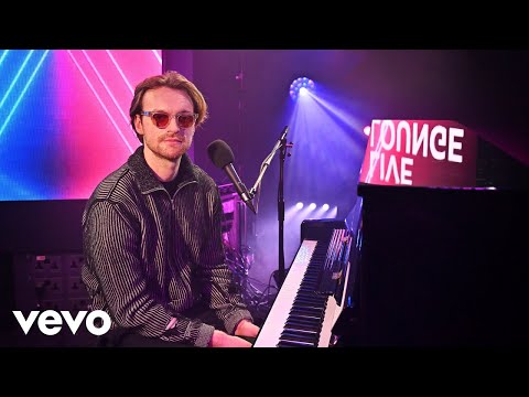FINNEAS - Fake Plastic Trees (Radiohead cover) in the Live Lounge