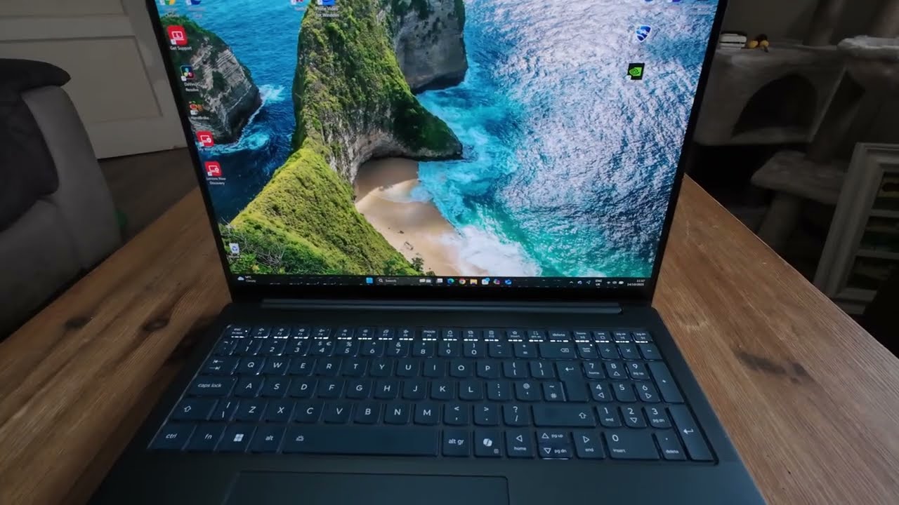 Lenovo Yoga Pro 9i Gen 10 Aura Edition (Tidal Teal) – Upgrading the M.2 SSD