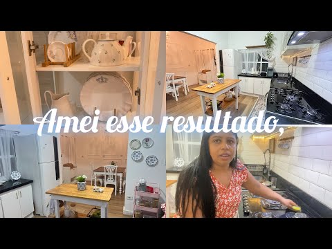 A charming house, the lizard is living here.