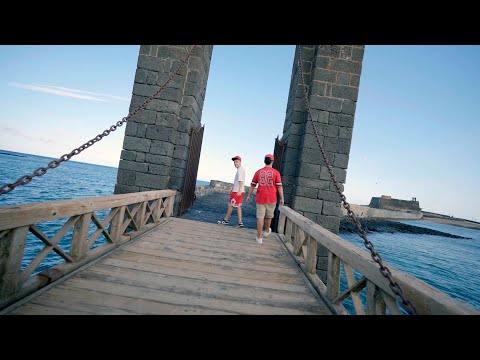 Escolano, Cz - PUERTA ABIERTA (Vídeo Oficial)