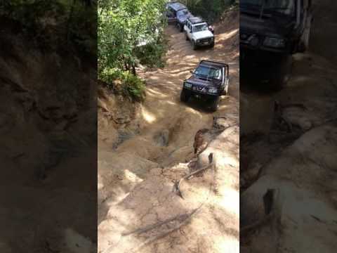 5 link front GU patrol going up little red