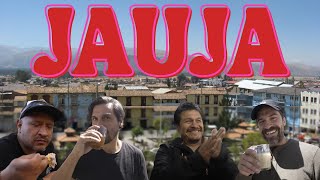 Viaja y Prueba devorando JAUJA. Luciano buscando toda la comida típica de la zona.