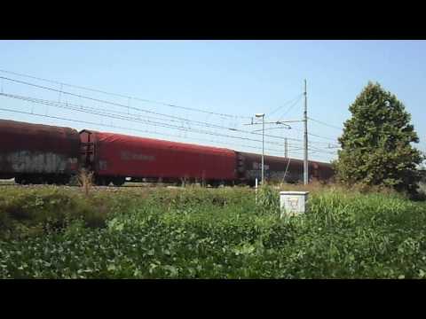 E 189 (NUOVA FIAMMANTE) CON MERCI MISTO IN FRENATA IMPROVVISA.......