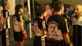 preview picture of video 'Desfile de Kick Boxing nas Sanjoaninas 2012 (Angra do Heroísmo, Açores)'