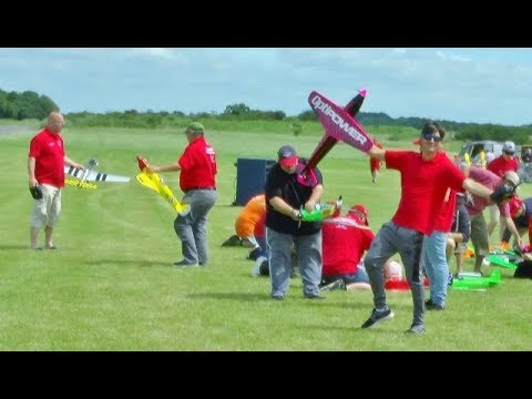 CAMBRIA FUNFIGHTERS RC MAYHEM - FLAT OUT FLYING DISPLAY AT LONG MARSTON - 2017