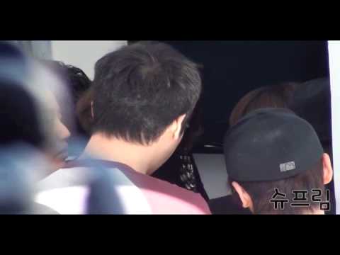 [Fancam] 101025 SNSD Sooyoung & Taeyeon @ G20 Summit Campaign