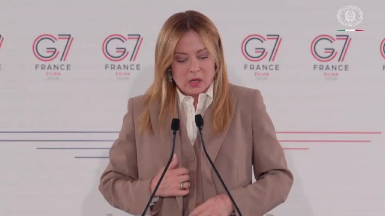 Meloni: Vannacci funzionale alla sinistra. Vota contro primo Governo di destra della storia